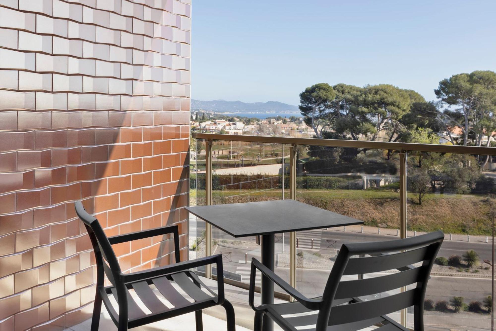 Moxy La Ciotat Hotel Luaran gambar