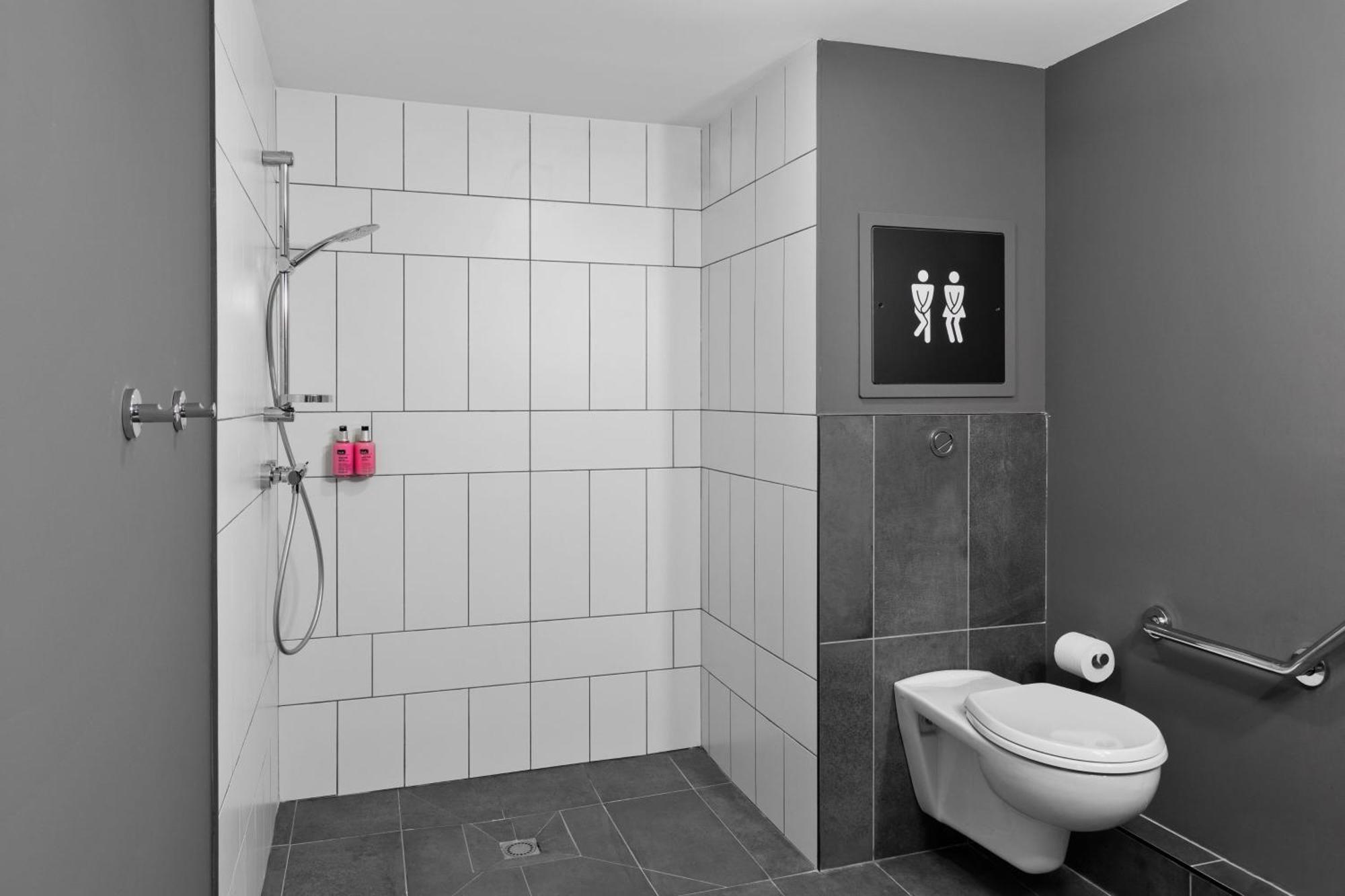 Moxy La Ciotat Hotel Luaran gambar